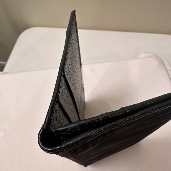 GIVENCHY bifold black wallet with fabric on the outside and pebble leather trim - Picture 4 of 7